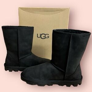 NIB UGG Essential Short Black Leather Boots Size 9